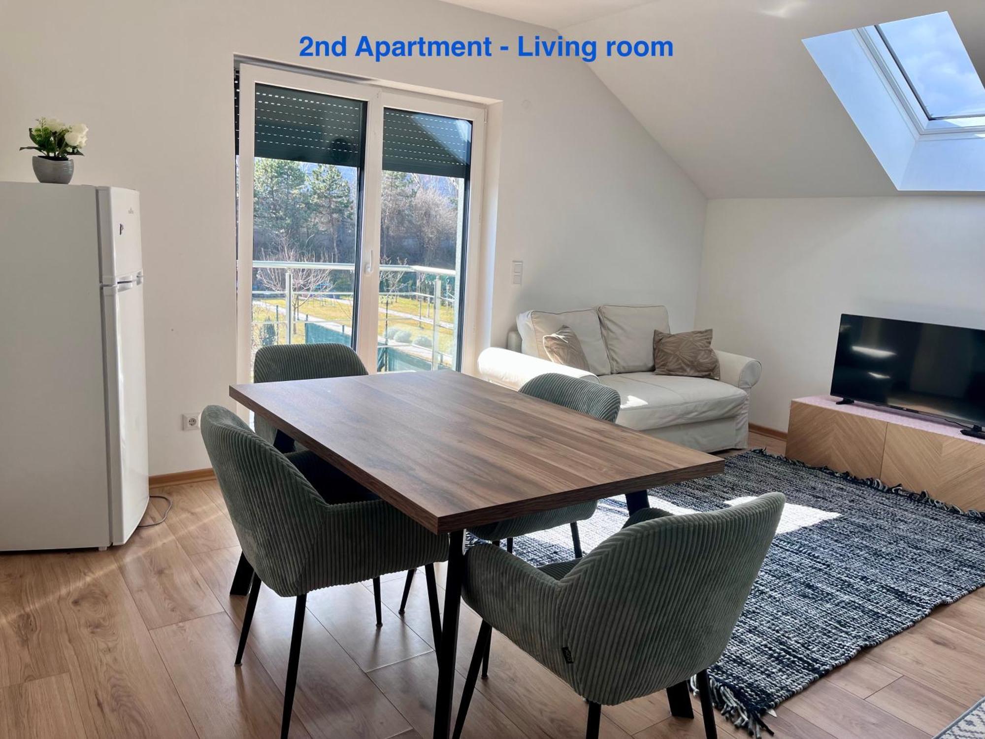 Cozy Apartment Near Vienna Airport 슈베하트 외부 사진