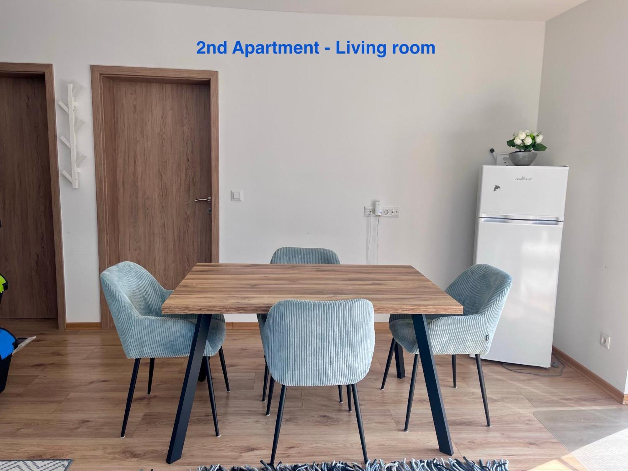 Cozy Apartment Near Vienna Airport 슈베하트 외부 사진