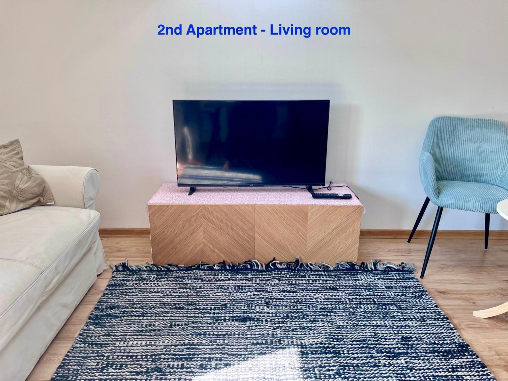 Cozy Apartment Near Vienna Airport 슈베하트 외부 사진
