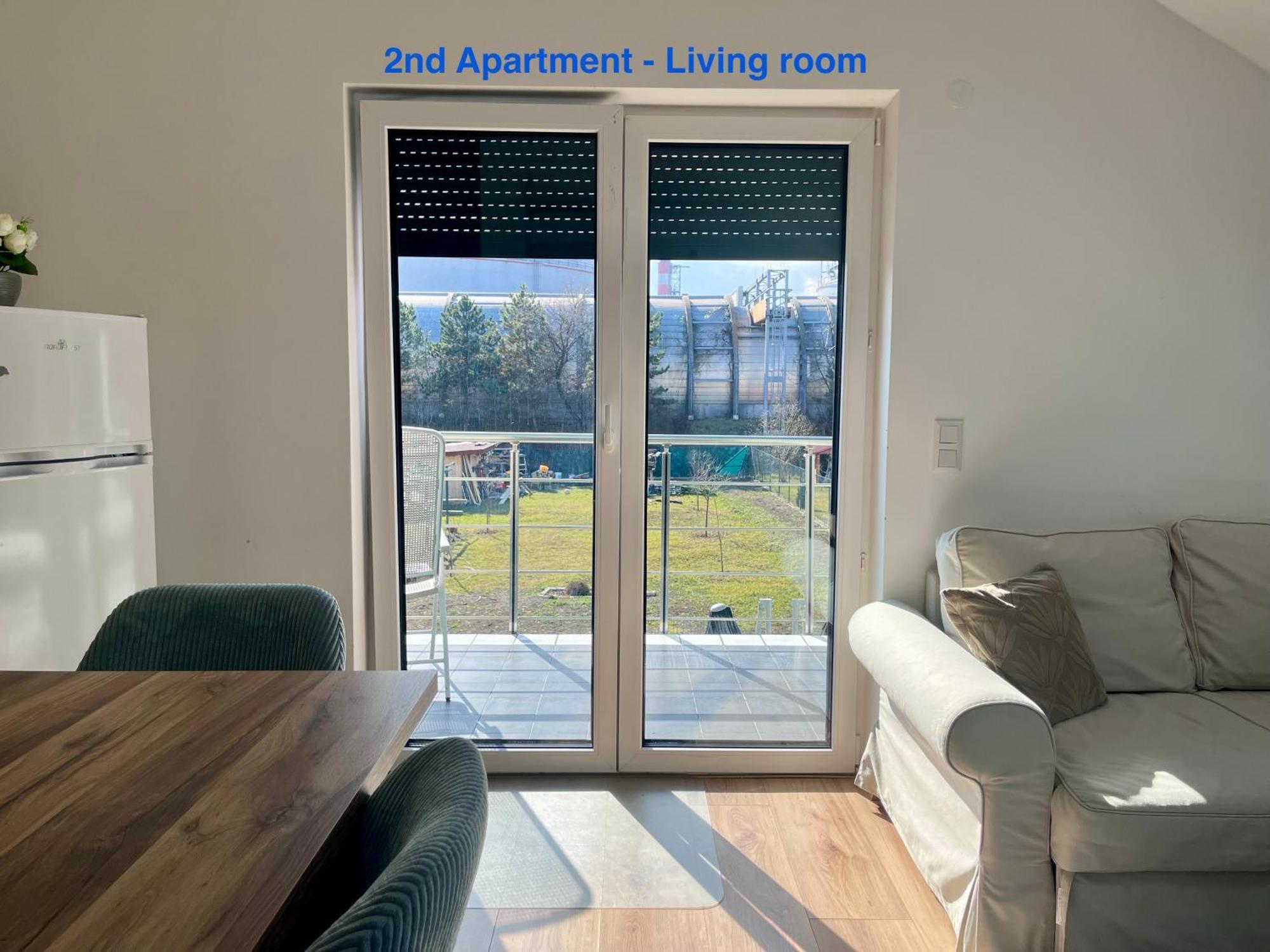 Cozy Apartment Near Vienna Airport 슈베하트 외부 사진