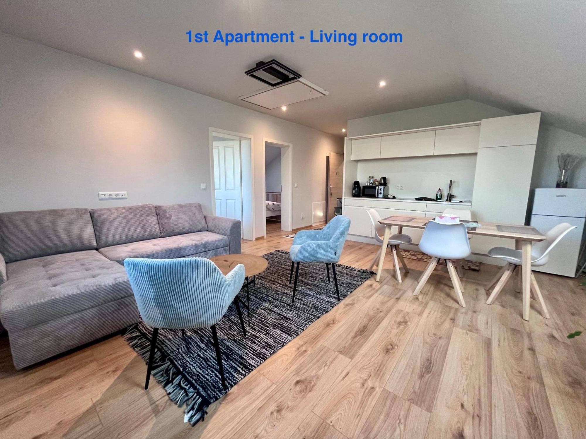 Cozy Apartment Near Vienna Airport 슈베하트 외부 사진