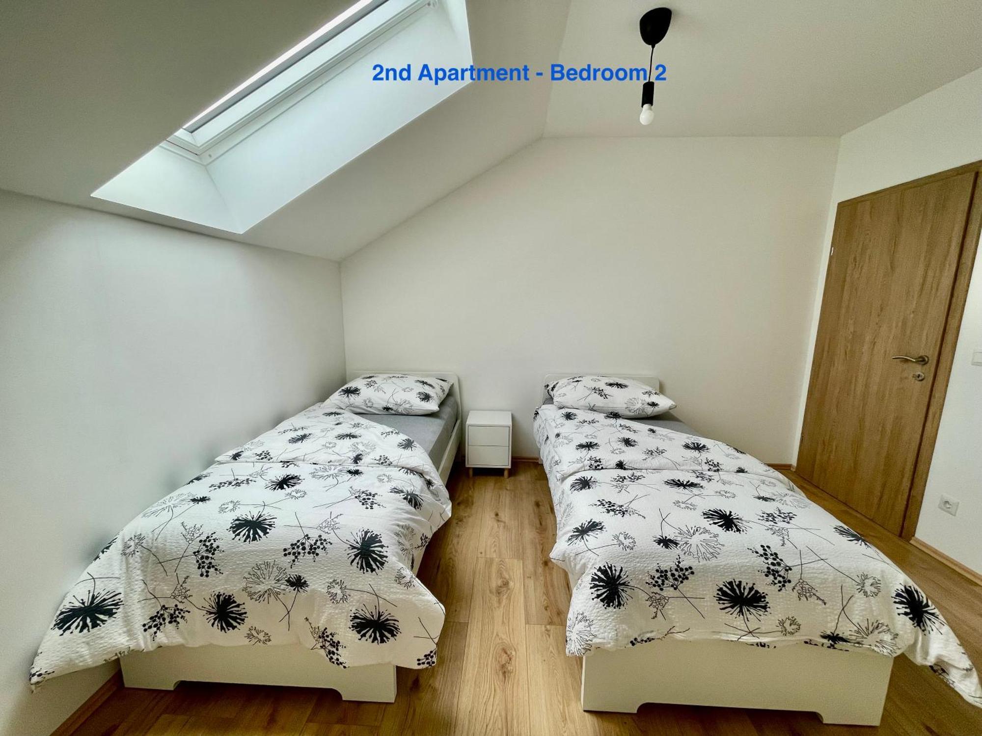 Cozy Apartment Near Vienna Airport 슈베하트 외부 사진