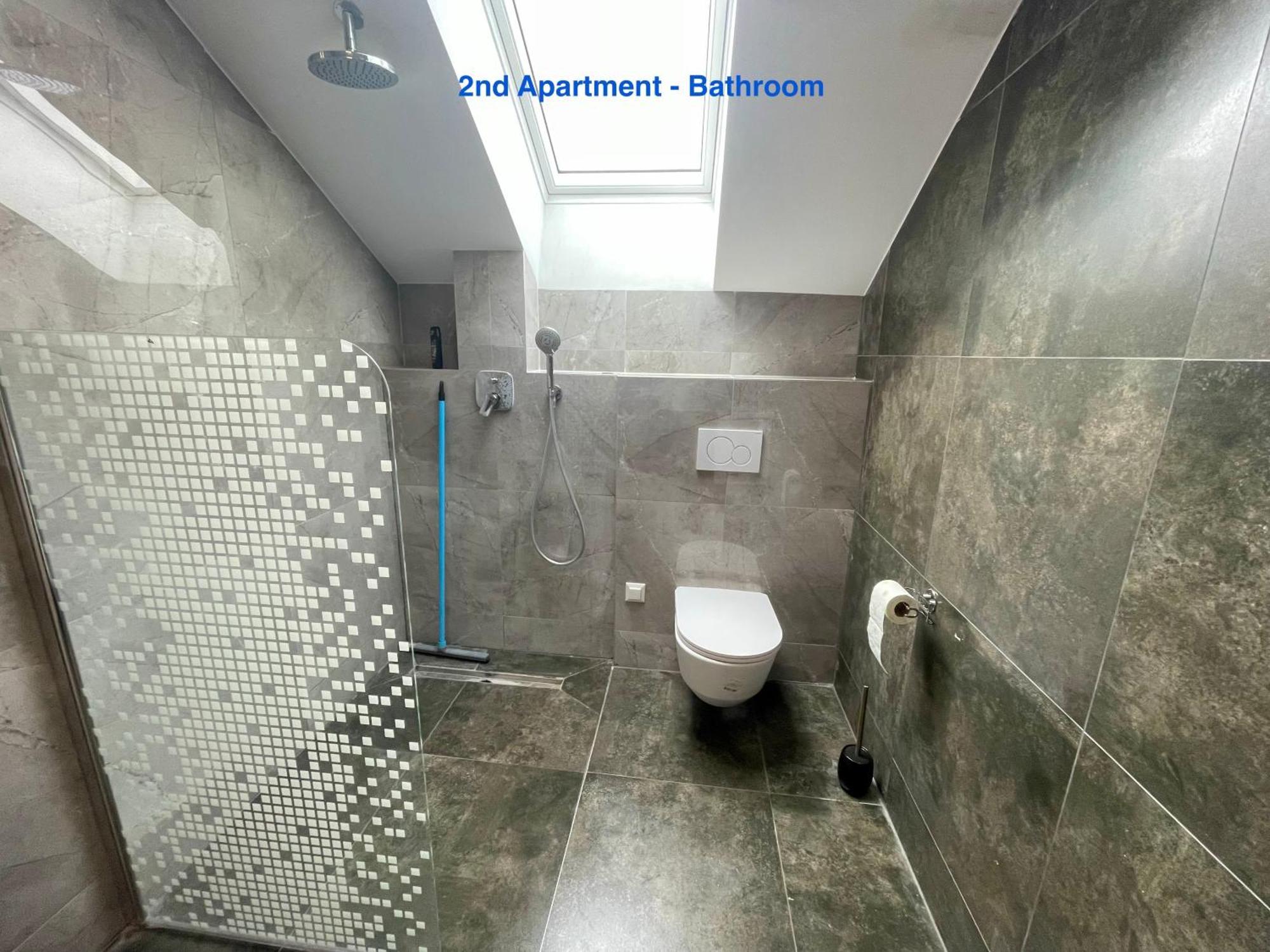 Cozy Apartment Near Vienna Airport 슈베하트 외부 사진